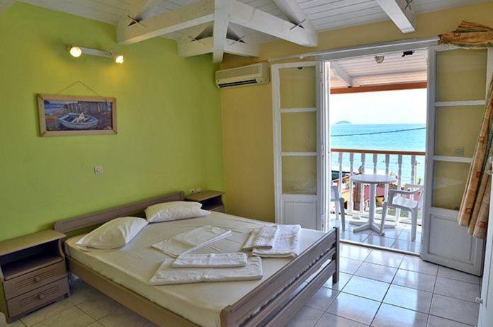 Turtle Beach Agios Sostis  Exterior photo